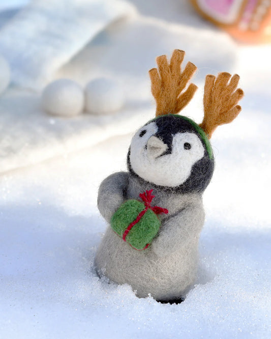 Tara Treasures - Felt Penguin with Present Toy