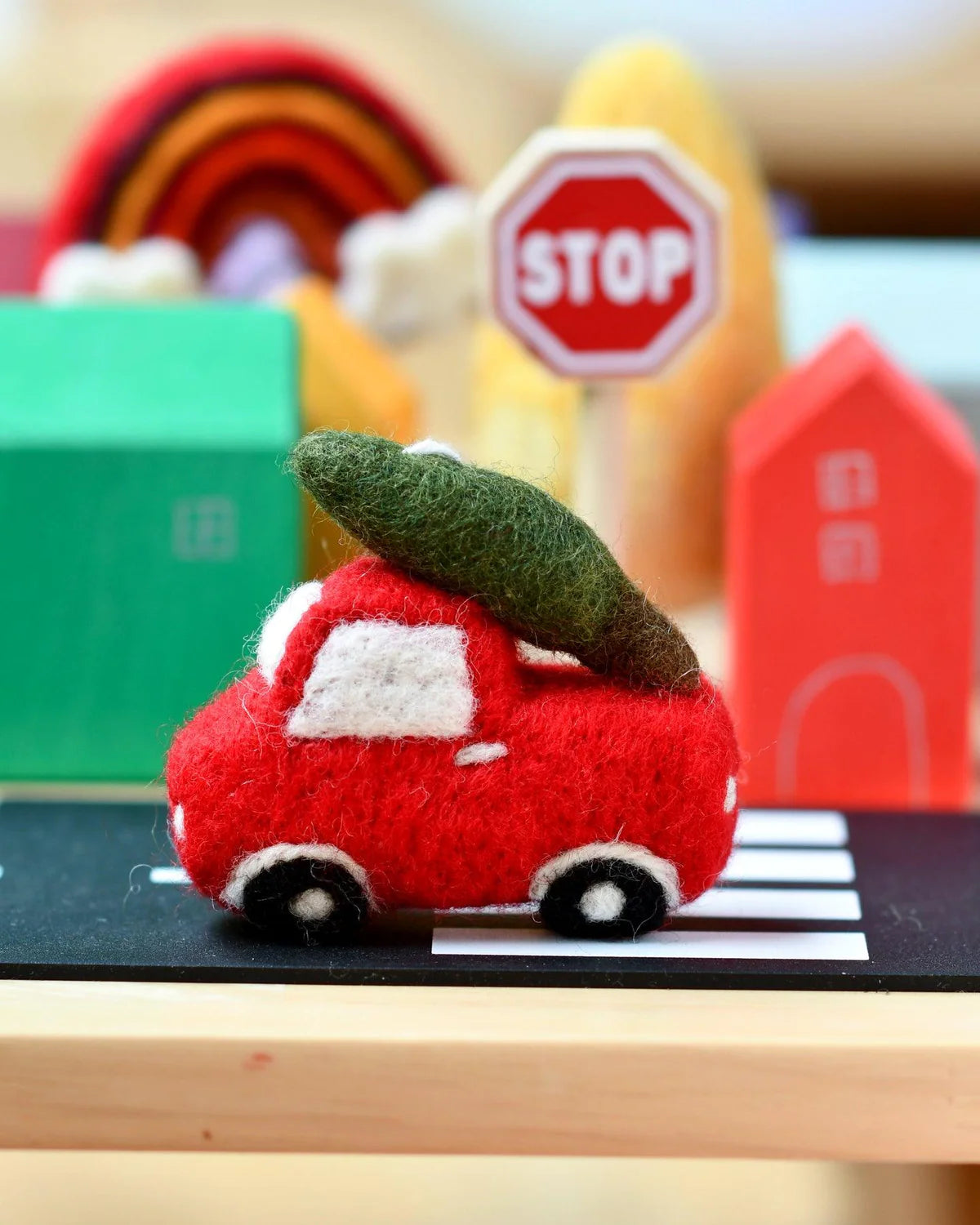 Tara Treasures - Felt Christmas Truck with Tree Toy