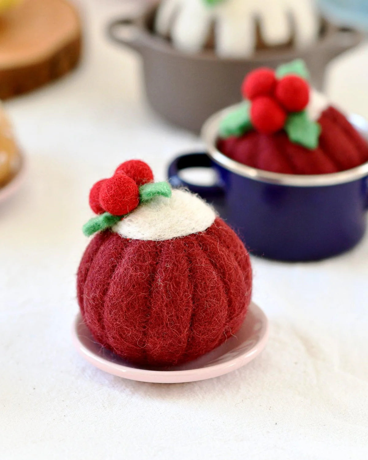 Tara Treasures - Felt Christmas Red Velvet Bundt Cake