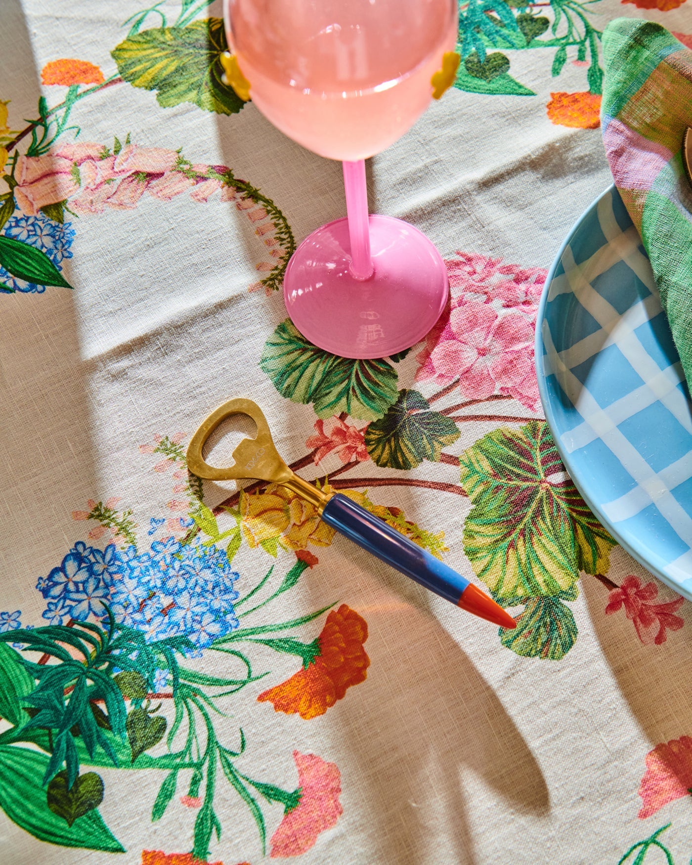 Kip & Co - Bouquet Beauty Linen Tablecloth