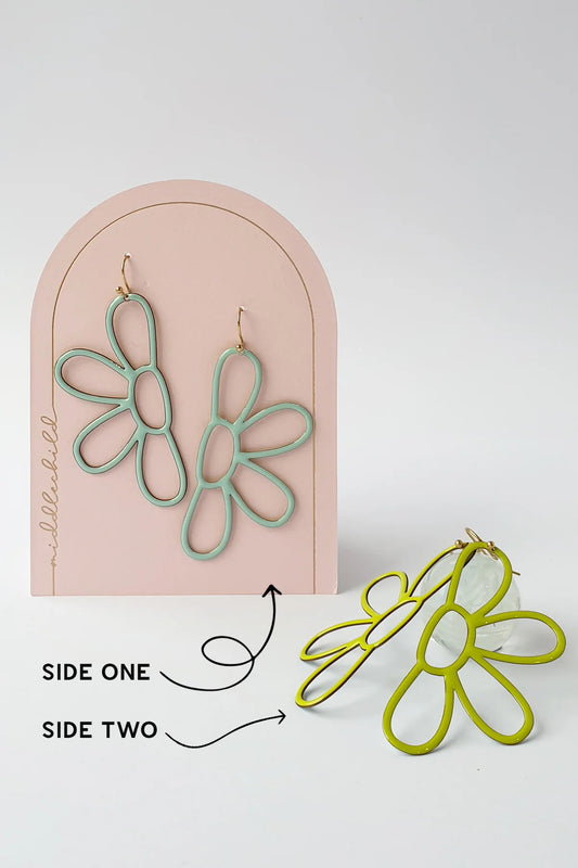 Middle Child - Dandy Line Earrings